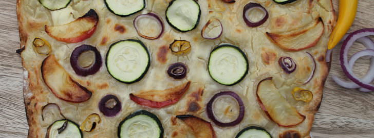 Fruchtiger Flammkuchen vegan